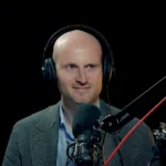 Il futuro della Frisona Italiana: genetica, sostenibilità e selezione mirata nell’intervista a Tommaso Carini 4 Primo piano di Tommaso Carini, CEO di GenHome, durante l'intervista a tema Frisona Italiana