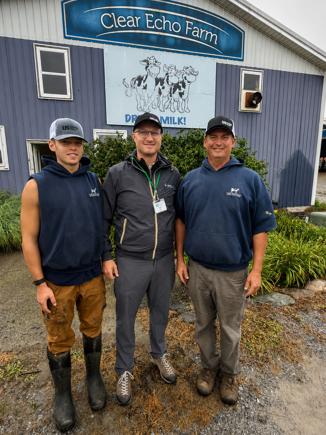 Holstein Friesian Cattle: Matt Peck e il padre, insieme a Tommaso Carini